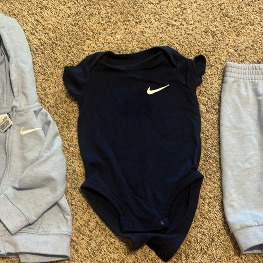 3 piece Nike Set